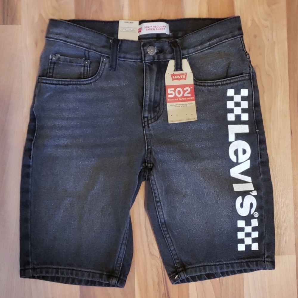 Levi jean shorts